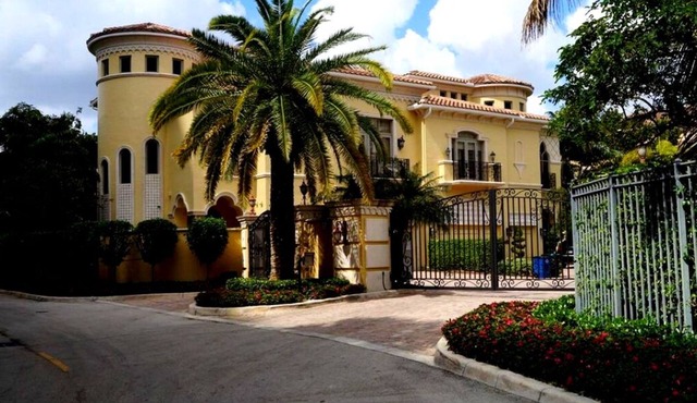 Luxury Villa for Rent