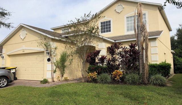 Luxury Villa, Gated Community, NON OVERLOOKED POOL FREE POOL HEAT 8.9m to DISNEY