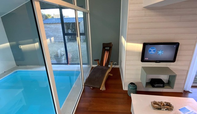 Luxury villa, heated pool at 30 °, Spa at 37 °, 200 m beach and trails