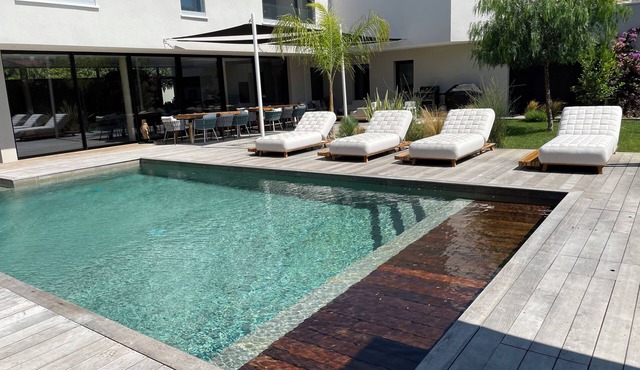 Luxury villa heated pool jacuzzi sauna