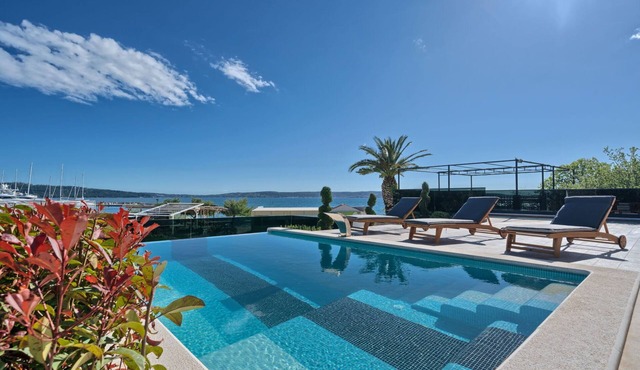 Luxury Villa Imperio with Pool