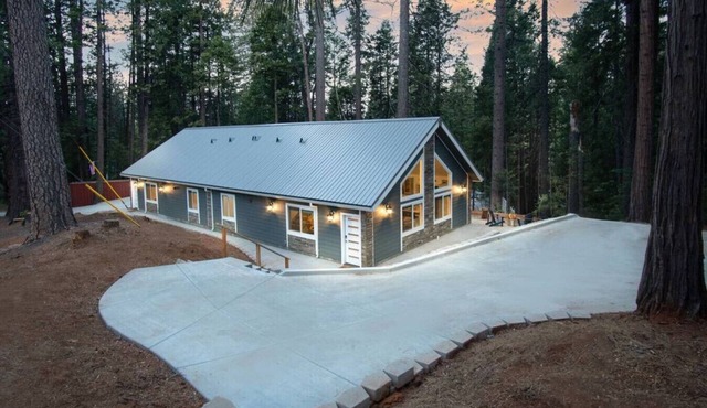 Luxury Villa in Sierra Mountains