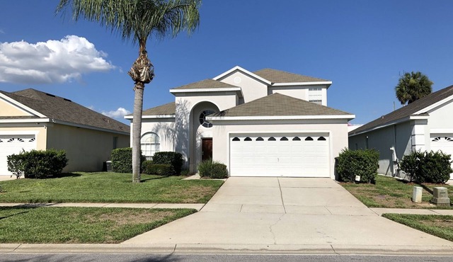 Luxury villa in Windsor Palms Resort, pool/spa, TVs, game room, close to Disney