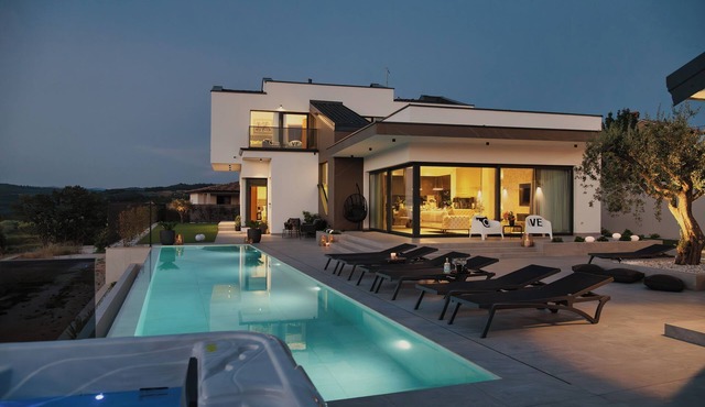 Luxury Villa Kim Momjan, Momjan, Croatia