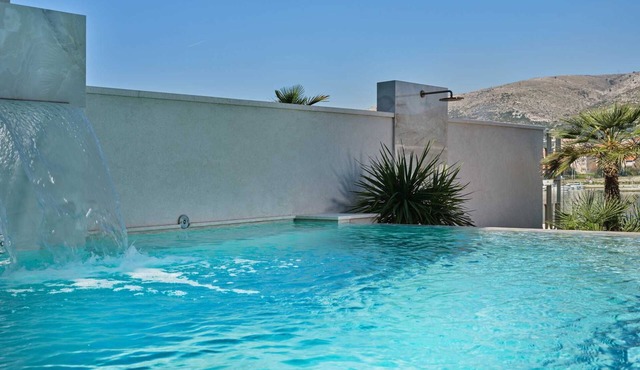 Luxury Villa Lunea with Pool VII