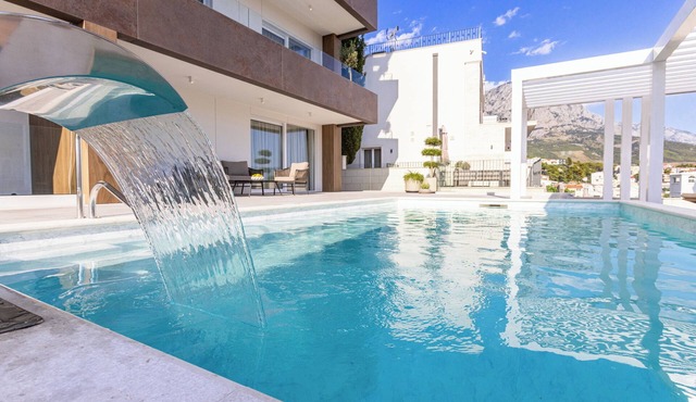 Luxury villa M-apartment 7