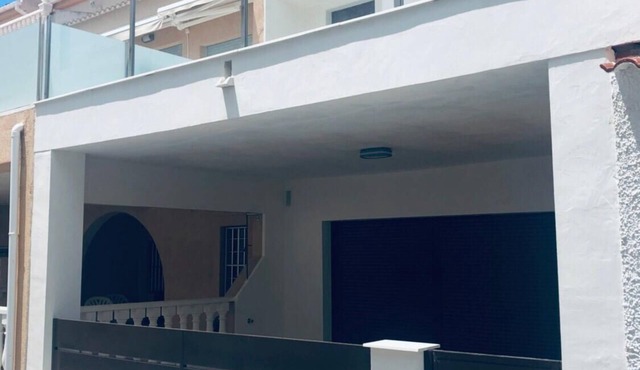 LUXURY VILLA MIL PALMERA