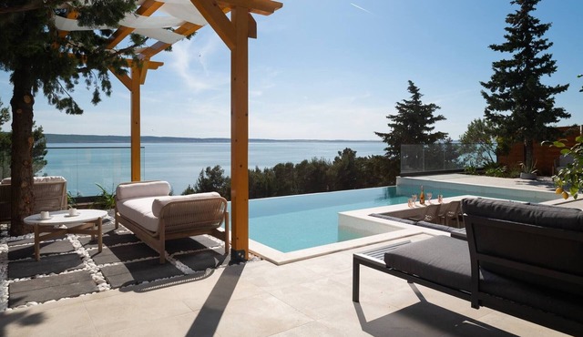 Luxury Villa Milady Zadar With Pool And Jacuzzi