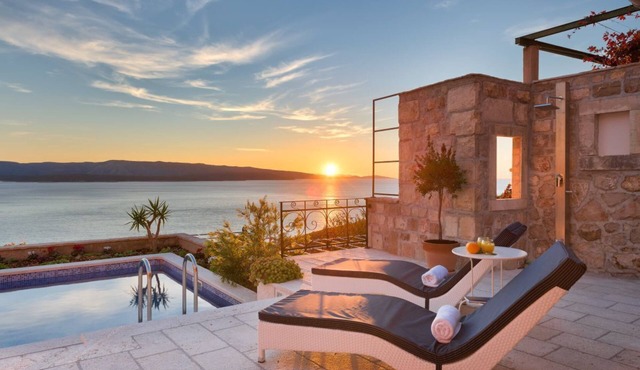 Luxury Villa Murvica with private pool near the beach in Murvica on Brac Island