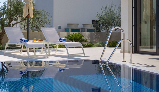 Luxury Villa Nautica Seconda with Pool