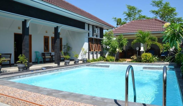Luxury villa near Yogyakarta and the Prambanan