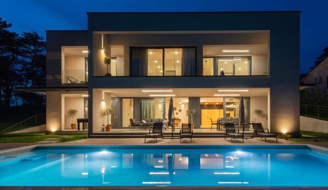 Luxury Villa Paradiso Verde Istria with pool, jacuzzi, sauna