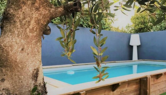 Luxury villa -Private spa, seaside in Vitrolles