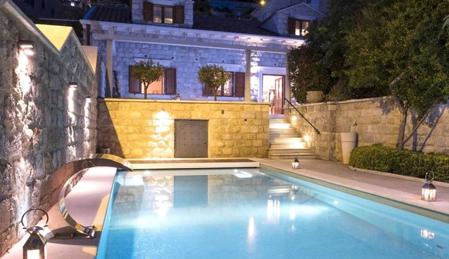 Luxury Villa Revelin - 4 bedroom villa with a spa near Old Town Dubrovnik