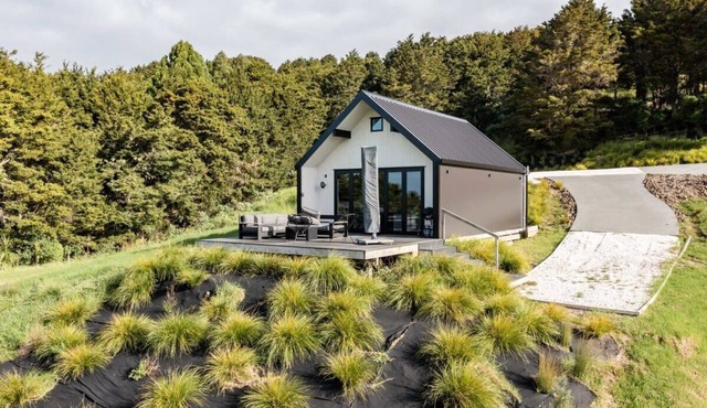 Luxury Villa: Romantic Escape w/Breathtaking Views