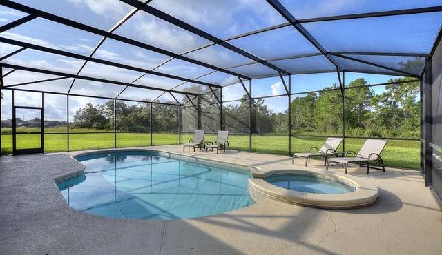 Luxury Villa, South West Facing Pool/Spa And Deck For All Day Sunshine!