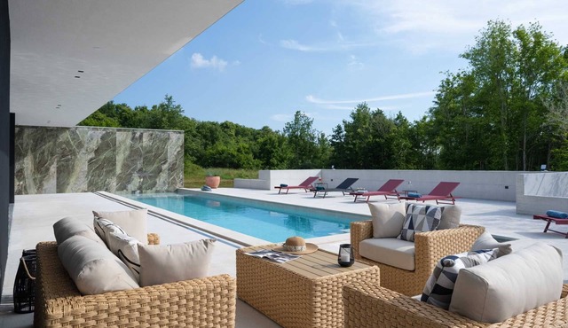 Luxury Villa Sylva with Pool