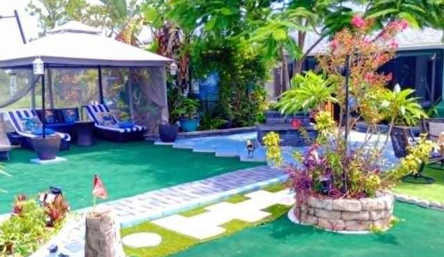 Luxury Villa with Cabana, Mini Golf, Bowling and Lively Backyard