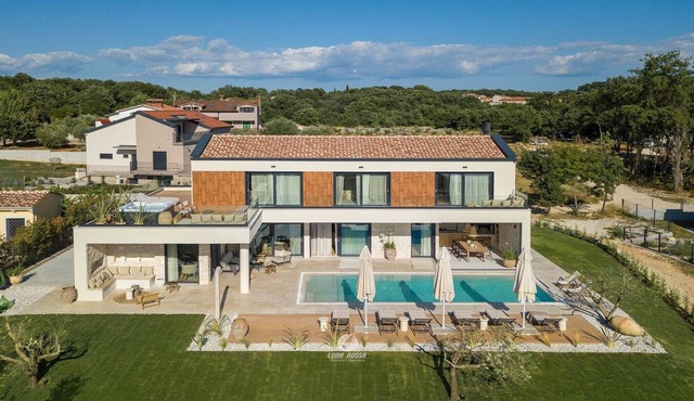 Luxury Villa with heated infinity pool and sauna.
