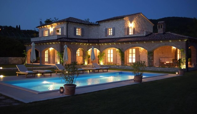 Luxury villa with large heated pool and game room