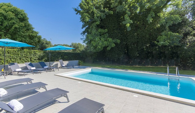 Luxury villa with pool in Poreč urban zone
