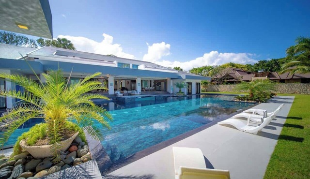 Luxury villa with Private beach access