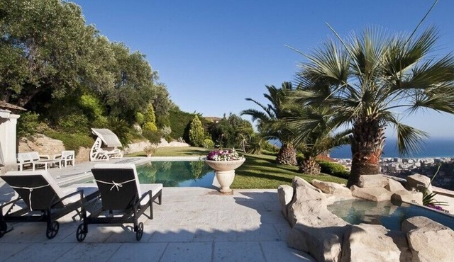 Luxury villa with private pool and breathtaking panoramic seaview