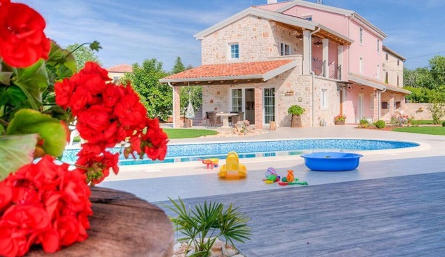 LUXURY VILLA with SPA and PRIVATE POOL