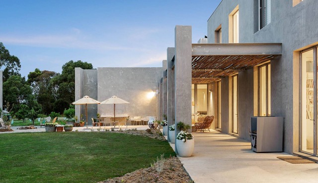 Luxury Villas Bells Beach View (With Car Parking)