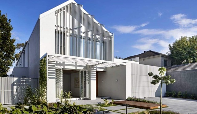 Luxury Villas Whitehouse (With Car Parking)