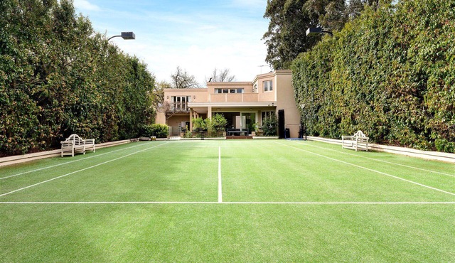 Luxury Villas Wynnstay House (Solar Heated Pool)