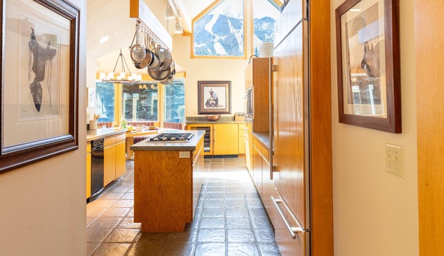 Luxury Warm Springs Creekfront Home