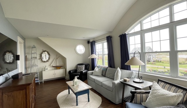 Luxury Water View Home Overlooking Stanhope National Park Beaches