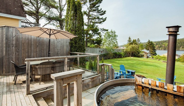 Luxury Waterfront Retreat w/Private Saltwater Hot Tub & Ocean Views – C8