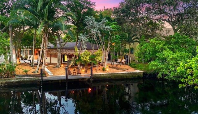 Luxury Waterfront 2BR in Wilton Manors Jungle-Luxe Retreat TABŪ