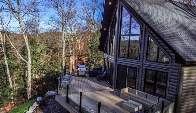 Luxury Waterfront cottage hidden in the nature