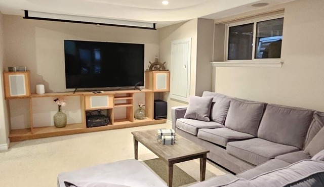 Luxury Waterfront Estate for Weddings, Events, Content Creation, Family Vacay