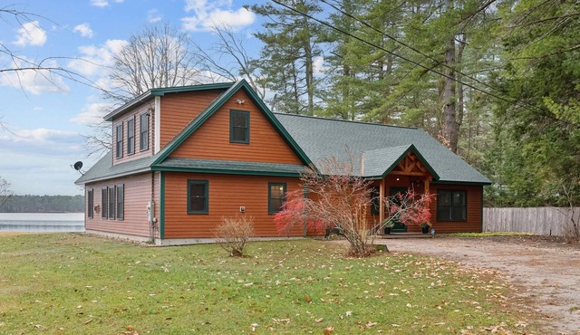 Luxury Waterfront Escape on Brandy Pond with Private Sandy Beach
