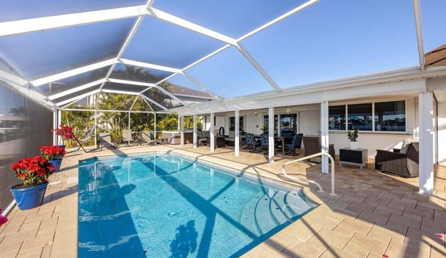 Luxury Waterfront Home w/Private Pool & Sea Views