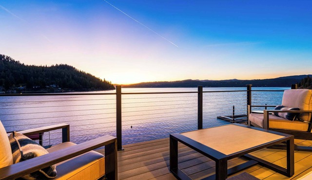 Luxury Waterfront Retreat | Dock, Views & Lake Days