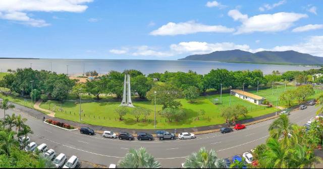 Luxury waterfront sea view apartment - do not book