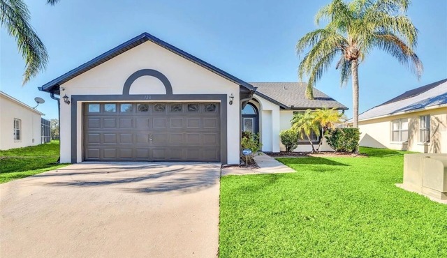 Luxury waterview Poolhome only 12 mins from Disney