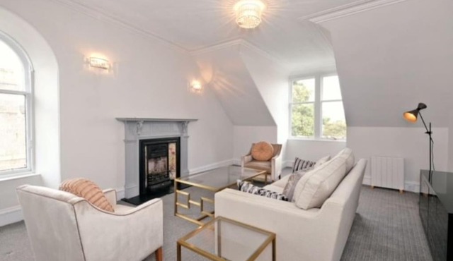 Luxury West End Apartment