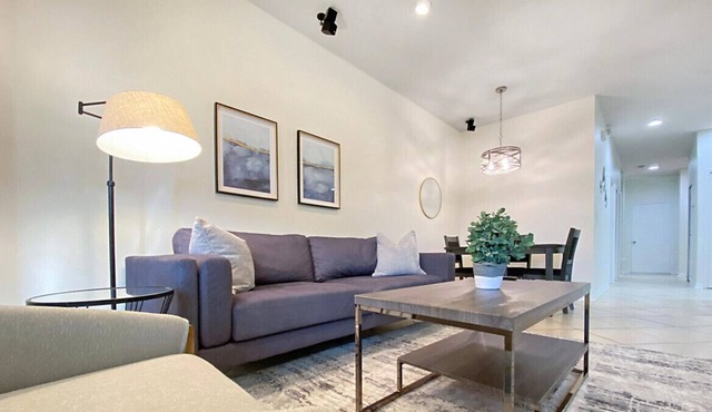Luxury Westchase Living with Private Garage