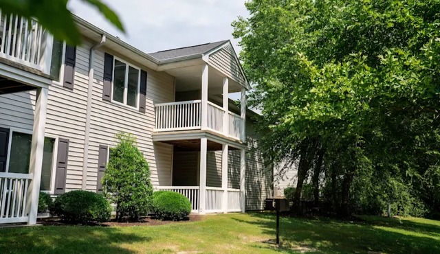 “Luxury Williamsburg Resort Retreat Minutes from Historic Sights & Parks”