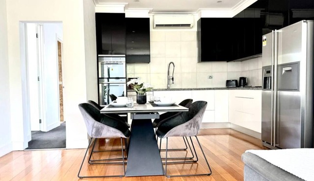 Luxury Williamstown Beach Side Stay