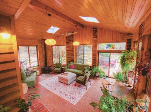 Luxury Wooded Retreat Sunroom Hot Tub Game Room