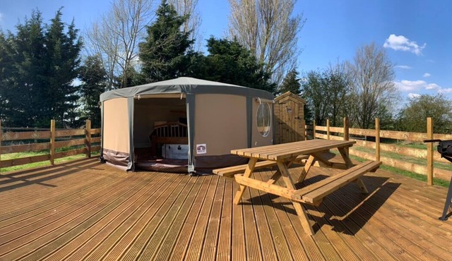 Luxury Yurt Glamping with 6 Acres & Swimming Lake