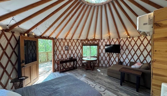 Luxury Yurt in Mineral Wells