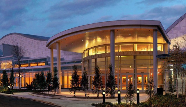 LuxuryStay in Bethesda | Spacious & Prime Location